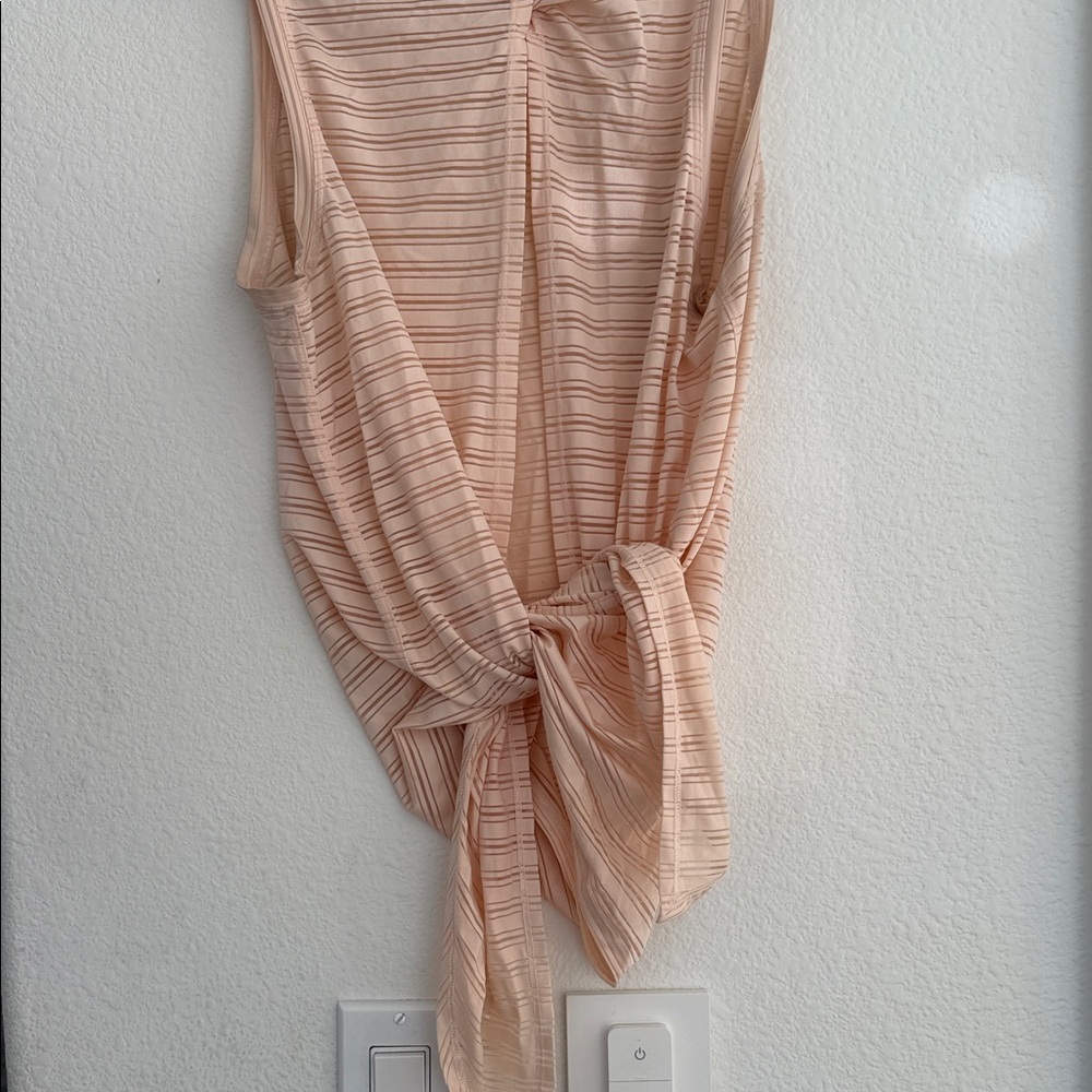 Lululemon Peach Sleeveless Striped Top - Picture 3 of 4